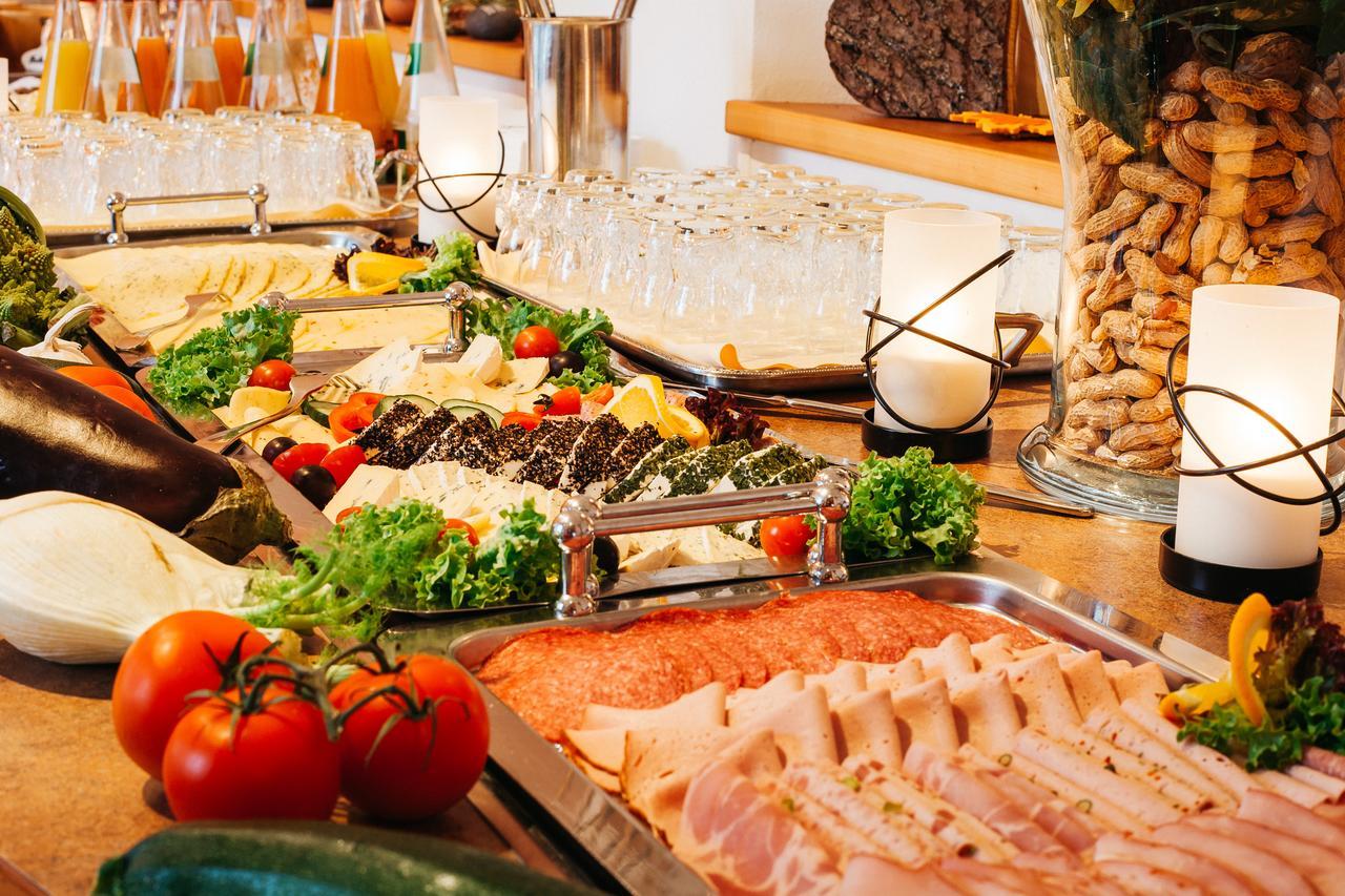 "Haus Berktold" - Annehmlichkeiten Von 4-Sterne Familien-Und Wellnesshotel Viktoria Koennen Mitbenutzt Werden Oberstdorf Extérieur photo